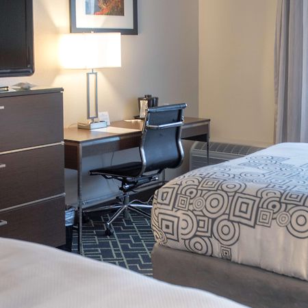 เบสต์ เวสเทิร์น ฮันต์ แลนดิง โฮเทล มาตาโมราส/มิลฟอร์ด Hotel Matamoras ภายนอก รูปภาพ