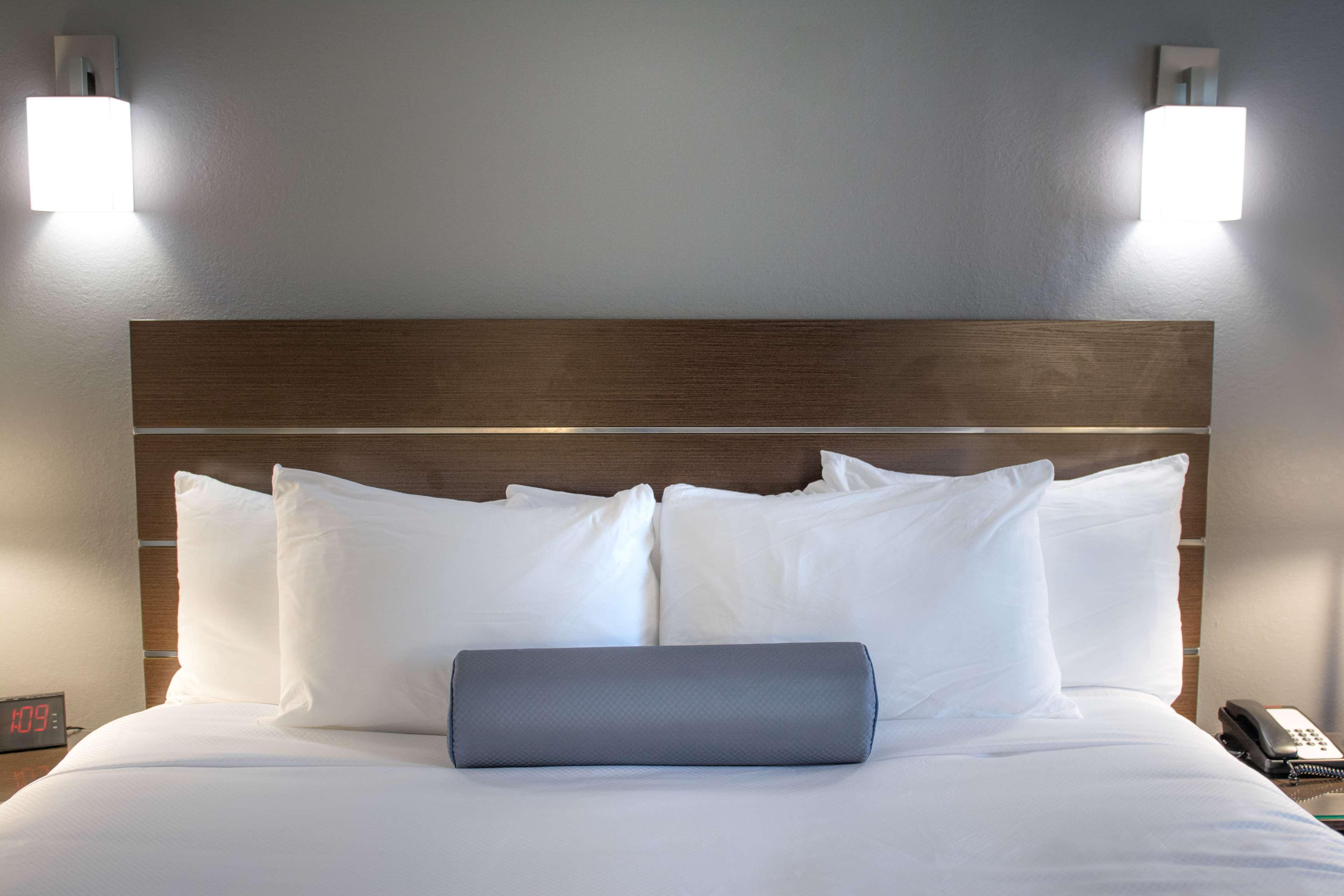เบสต์ เวสเทิร์น ฮันต์ แลนดิง โฮเทล มาตาโมราส/มิลฟอร์ด Hotel Matamoras ภายนอก รูปภาพ