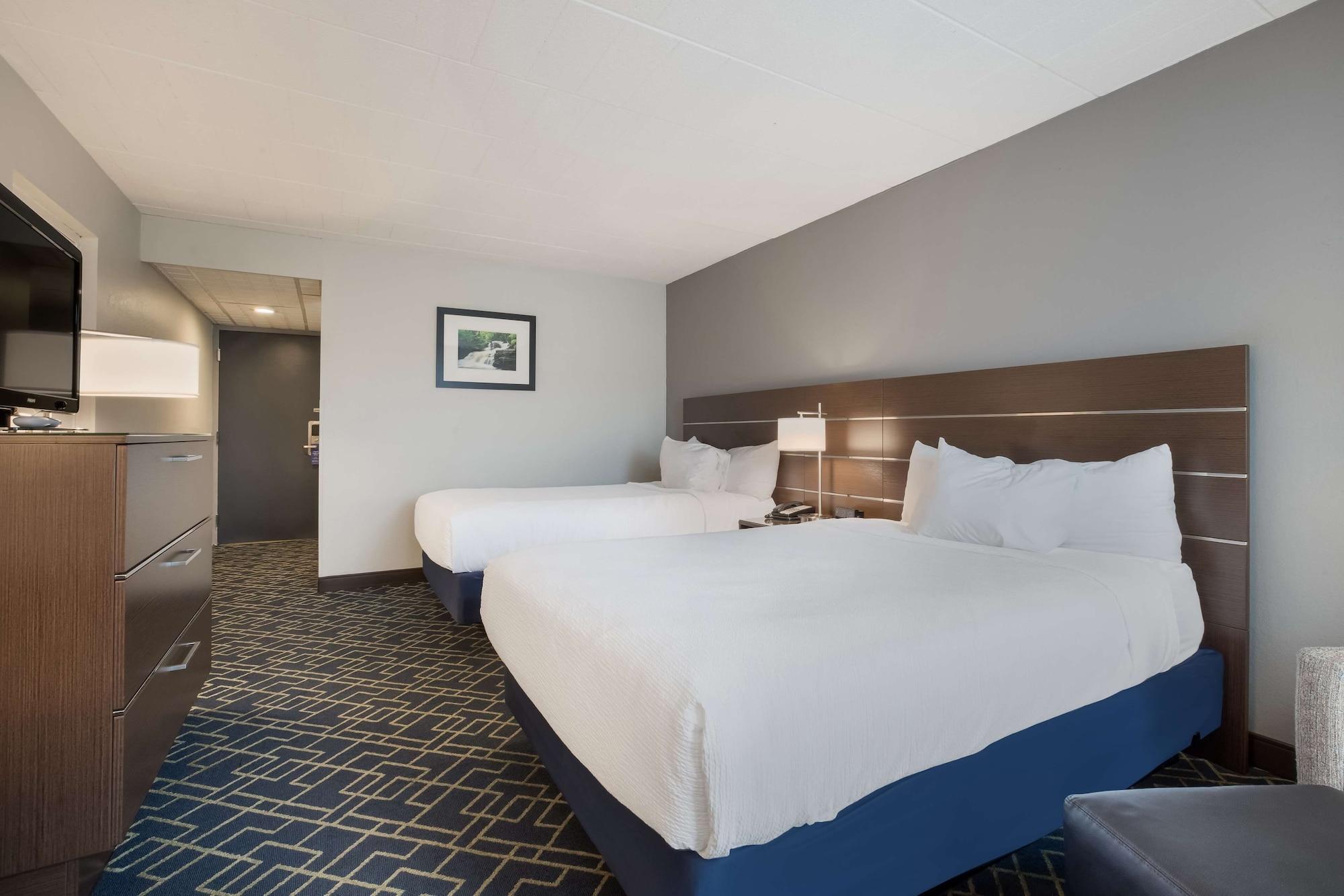 เบสต์ เวสเทิร์น ฮันต์ แลนดิง โฮเทล มาตาโมราส/มิลฟอร์ด Hotel Matamoras ภายนอก รูปภาพ